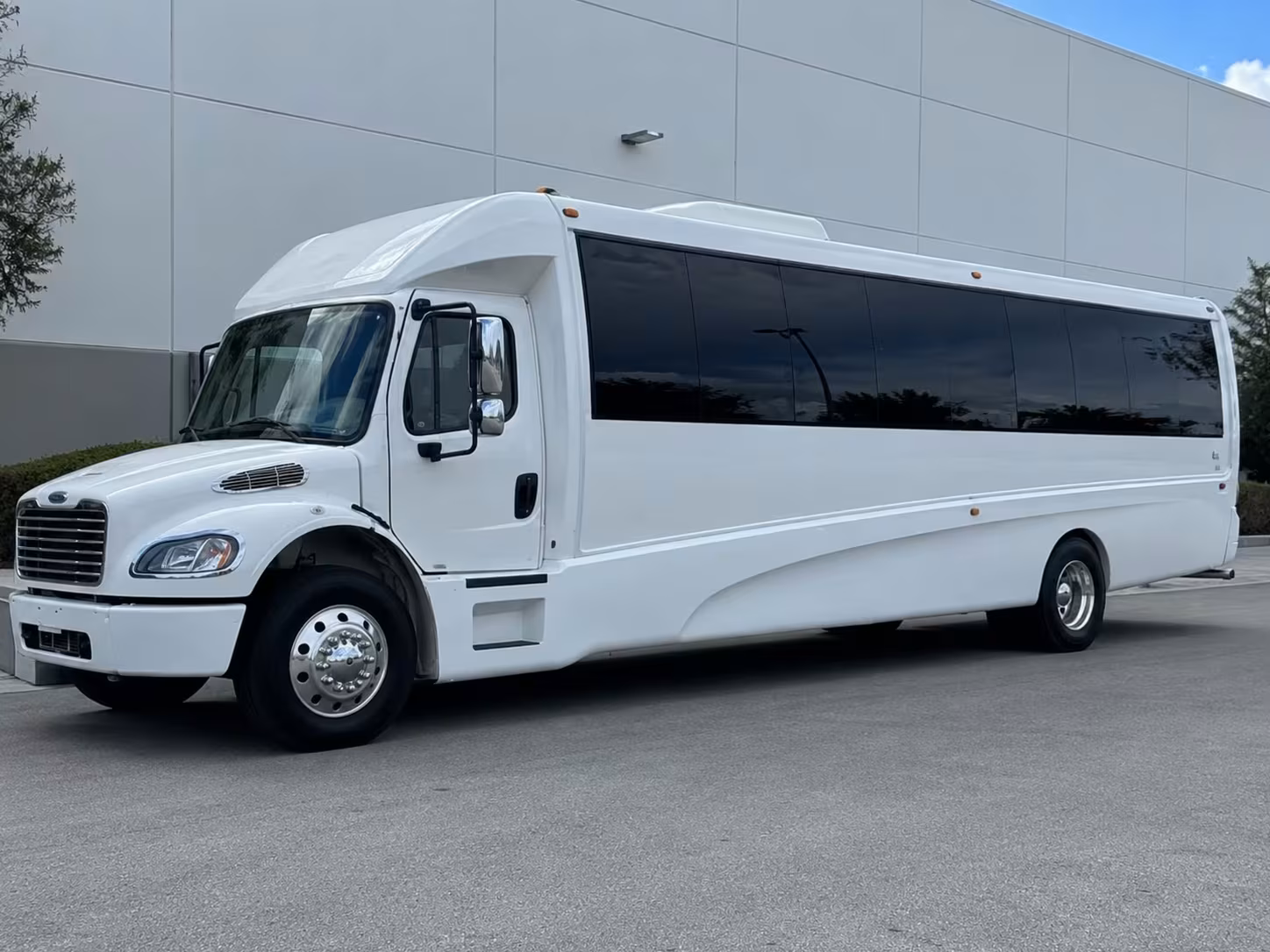easily book bachelorette party bus rentals in rapid city