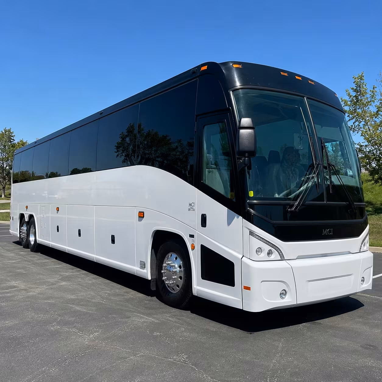 rapid city bus rentals for rap arrivals and hotel transfers